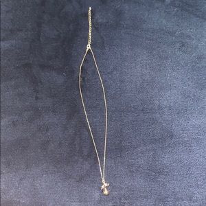 ‼️3/$10‼️ Forever 21 Rose Necklace 🌹